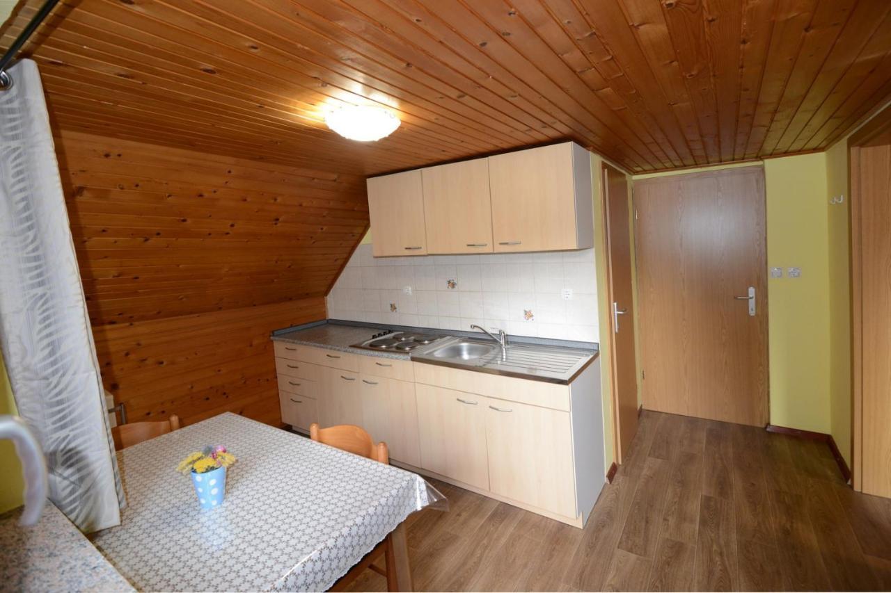 Farmhouse Pri Miklavu Bohinj Bagian luar foto